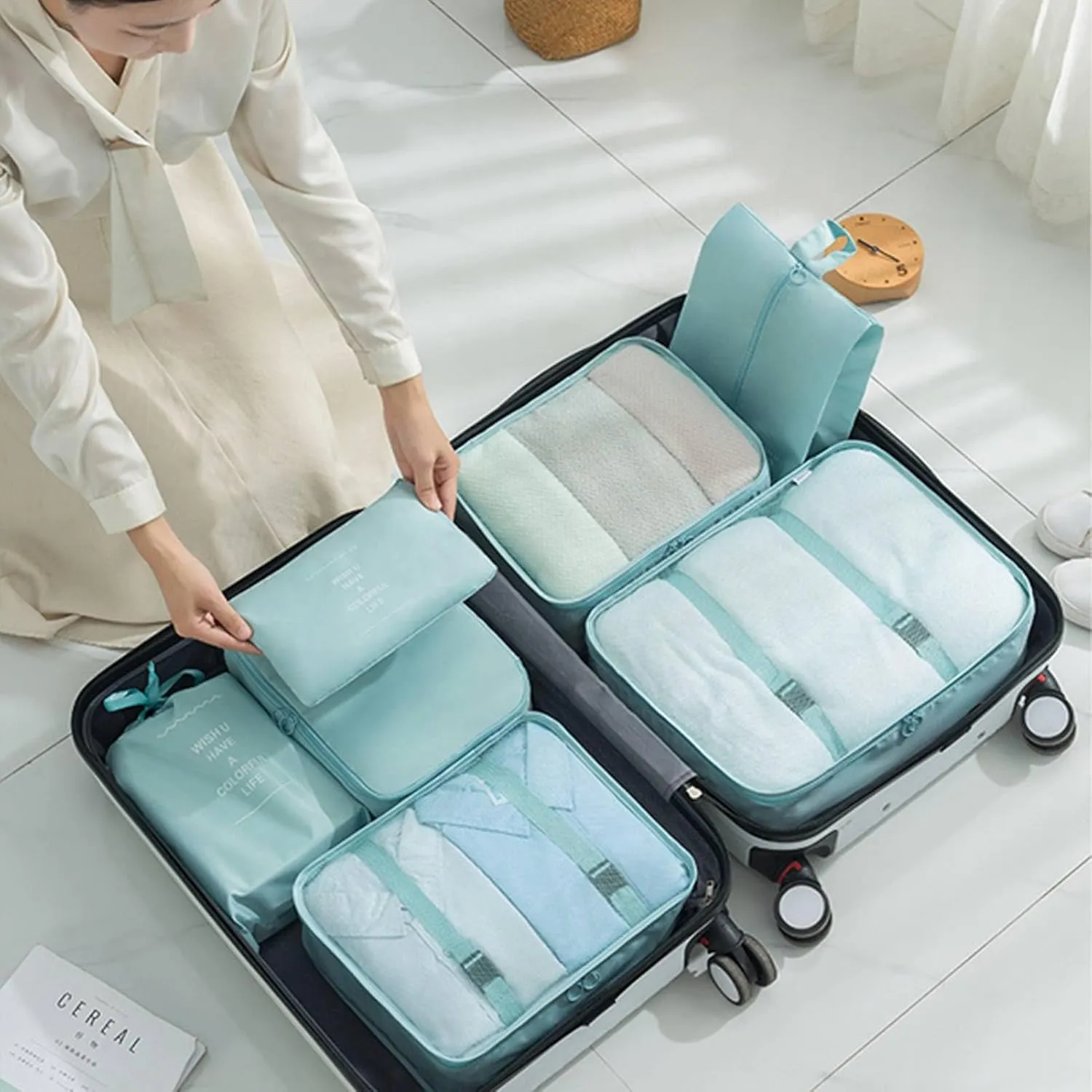 8 Set Packing Cubes with Portable Shoe Bag, Travel Underwear Storage Bag, and Makeup Bag for Suitcases Organizer Bags Set, Carry On Suitcase Luggage Organizers (Light