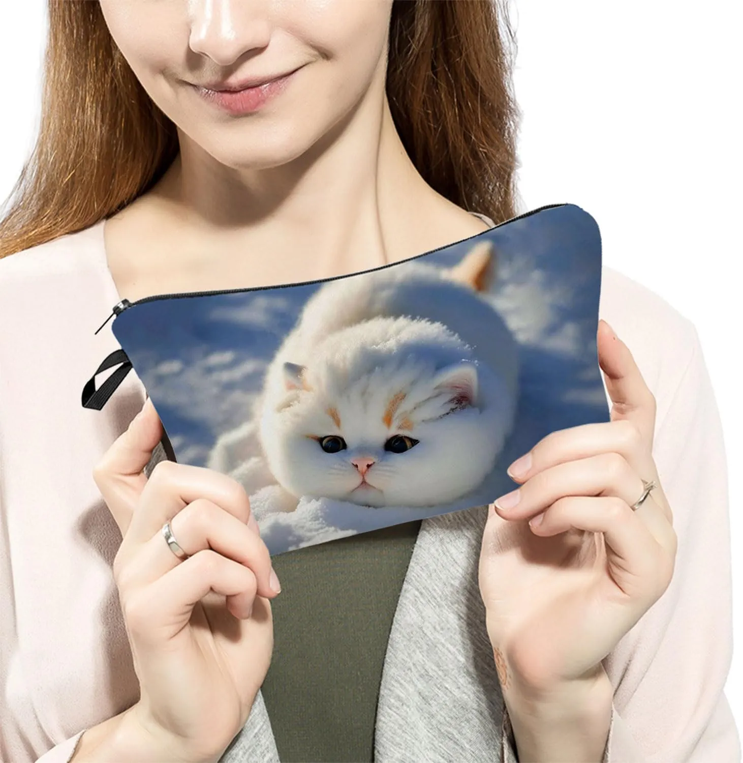 Chubby Cat Makeup Bag Kitten Organizer Zipper Pouch Cat In The Snow Cosmetic Bag Adorable Kitty Present for Cat Lovers Cat Mom Women Friends