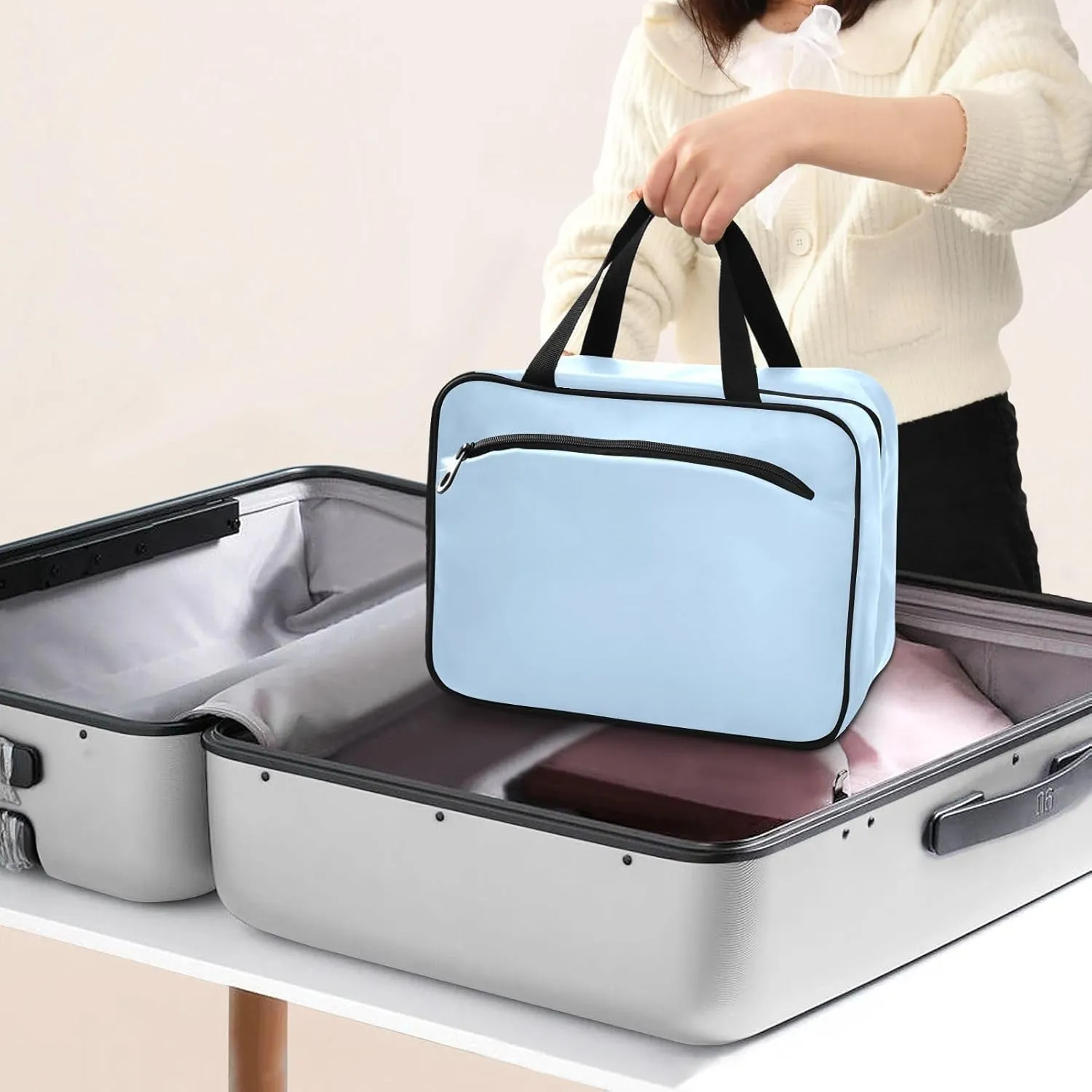 Joko Ivery Cool Blues Travel Toiletry Bag with Hanging Hook Large Makeup Cosmetic Case for Women Men Travel Organizer with 4 Compartments for Cosmetics Toiletries Travel Accessories