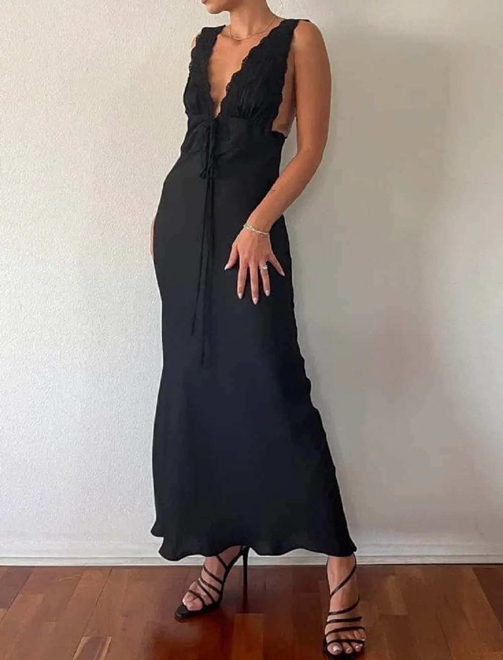 Juakoso Women Y2K Floral Printed Long Dress V Neck Backless Maxi Dress Sleeveless Going Out Sundress Summer Beachwear
