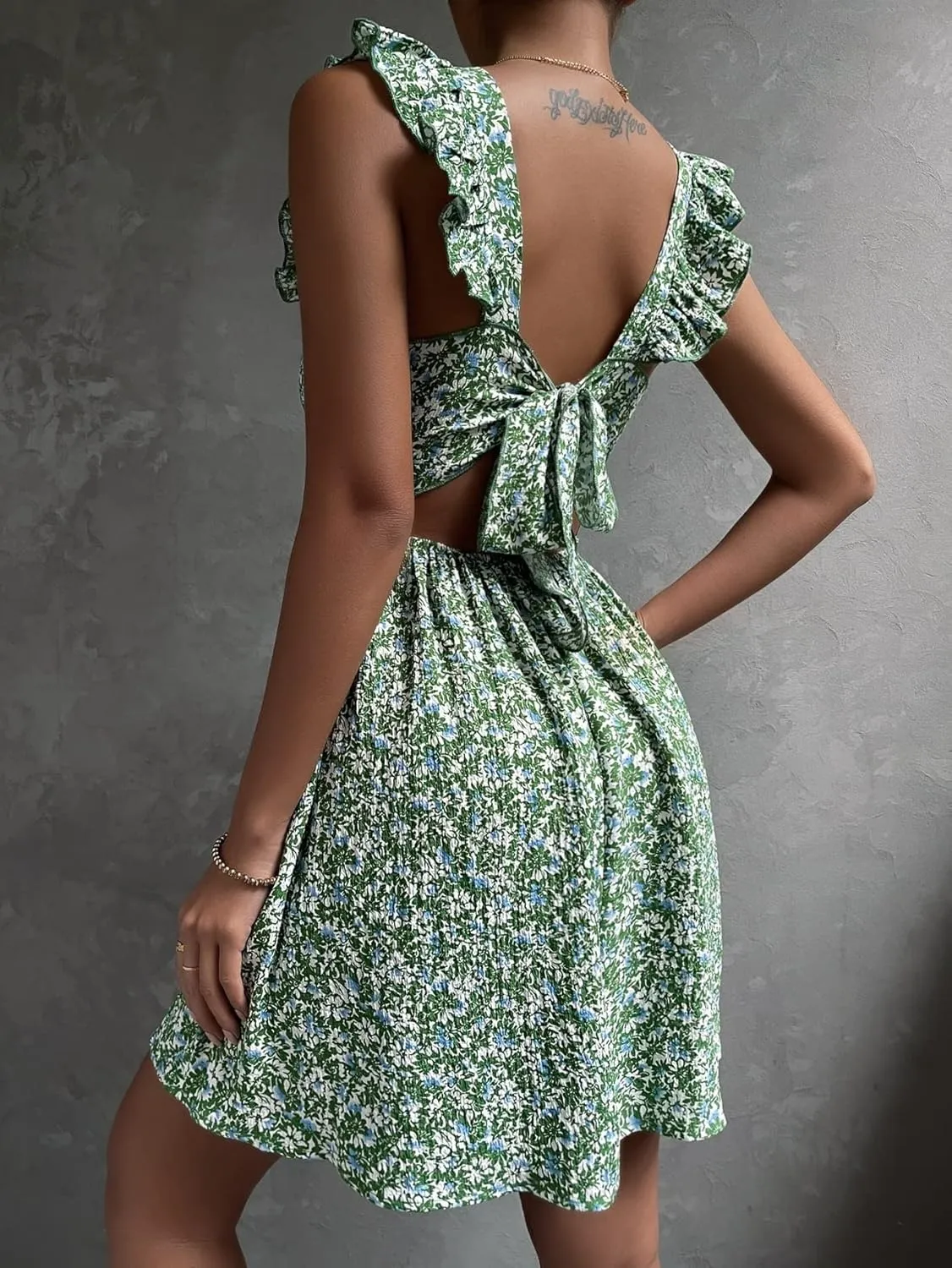 METOES Women's Spring Summer 2023 Boho Mini Short Dress Floral Print Ruffle Trim Tie Back Dress