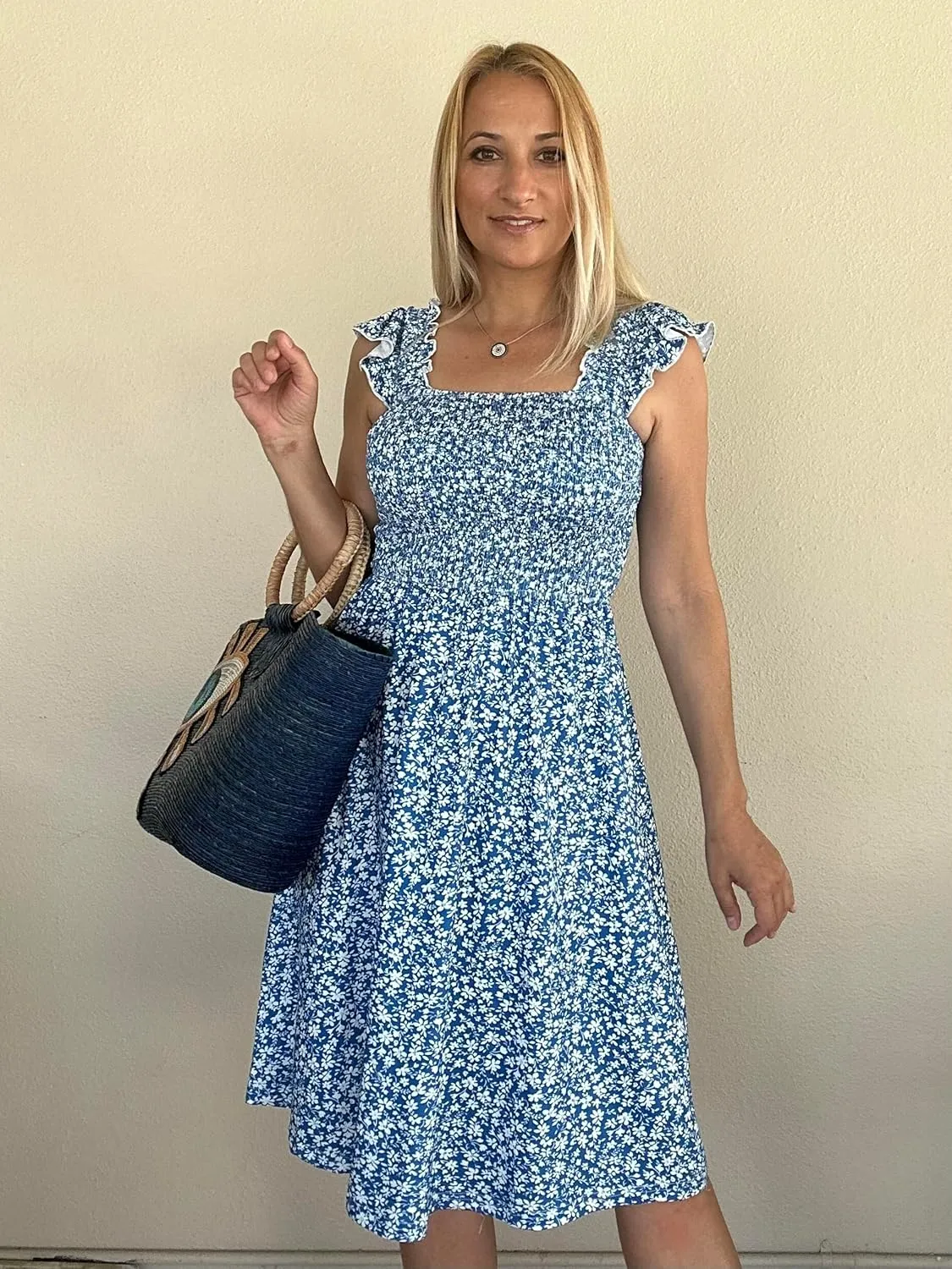 Naggoo Womens Summer Sundresses Sleeveless Square Neck Dress Floral Smocked Dress A-line Boho Beach Dresses