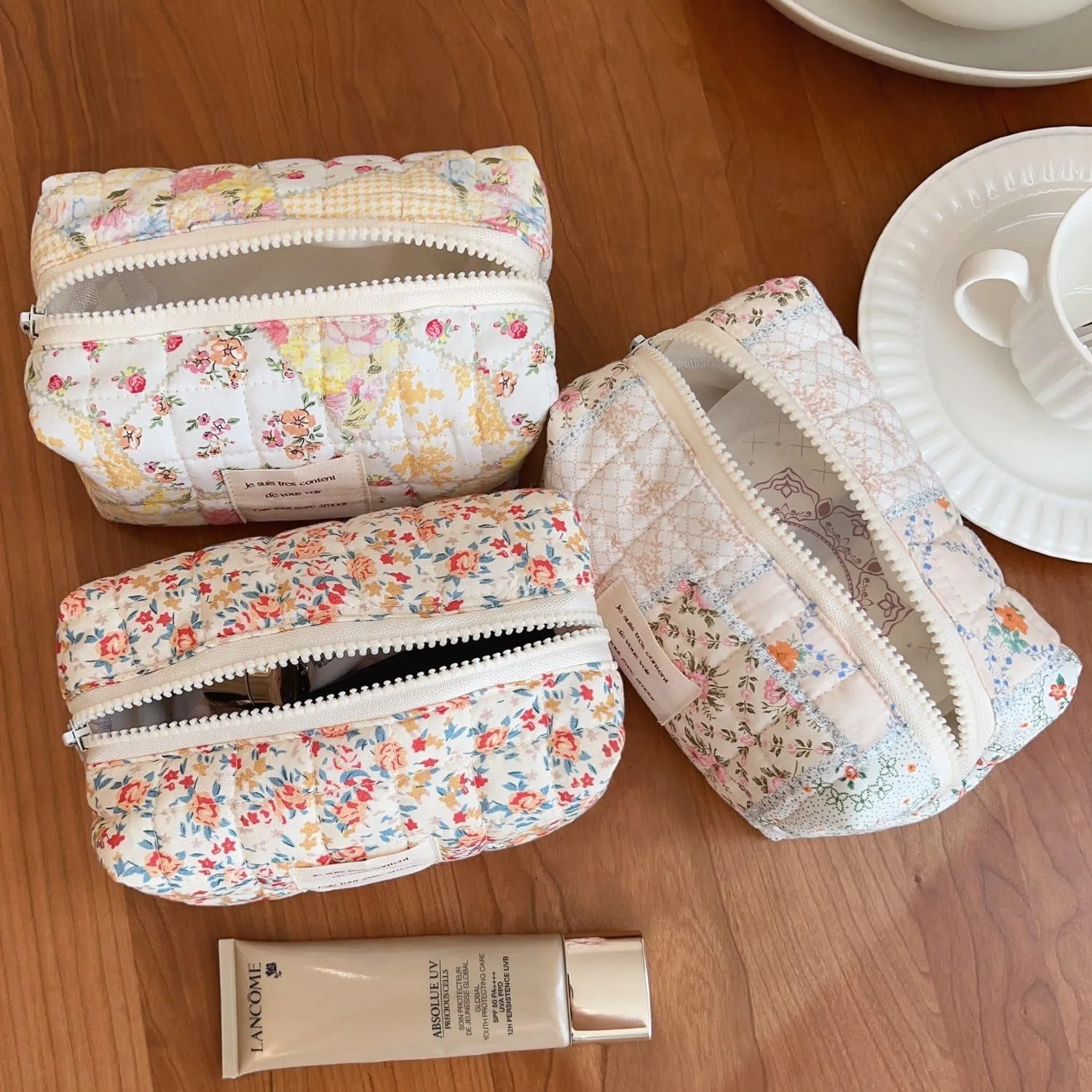 Small Quilted Cotton Makeup bag, Cute Floral Cosmetic bag, Cotton Aesthetic Makeup Pouch, Large Capacity Travel Toiletry Bag for Women and Girls (Z02#Yellow Flower)