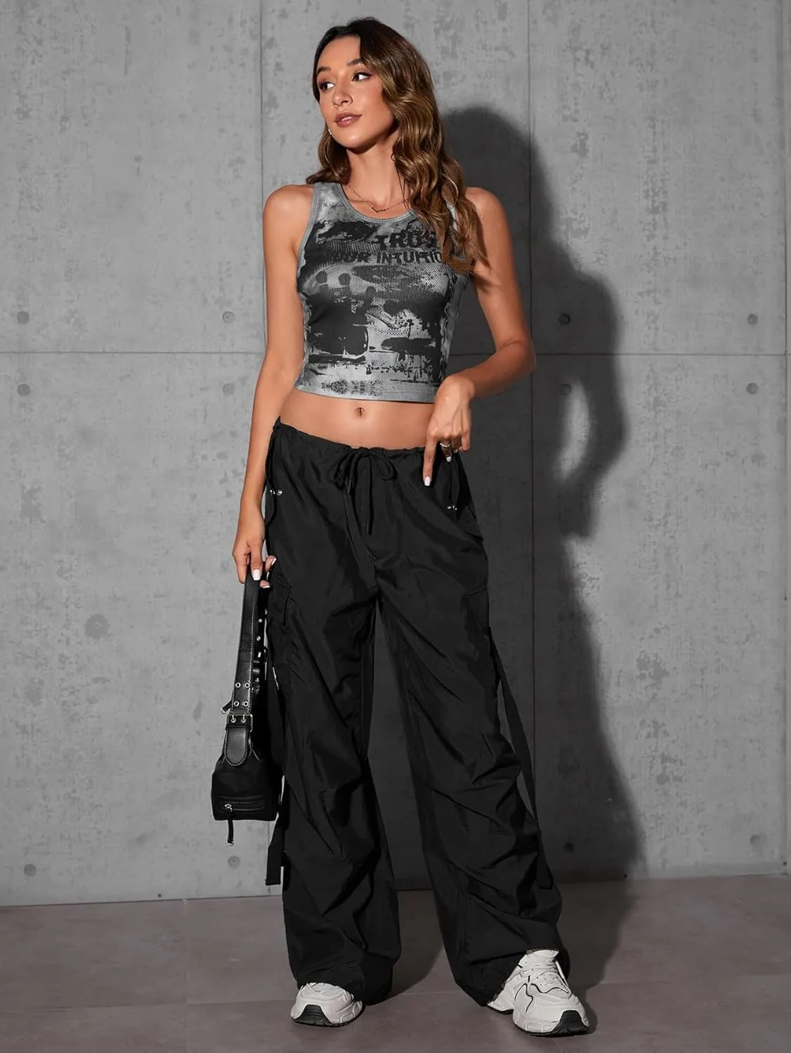 SOLY HUX Women's Y2K Gothic Graphic Tank Tops Scoop Neck Sleeveless Crop Going Out Tops Summer Clothes