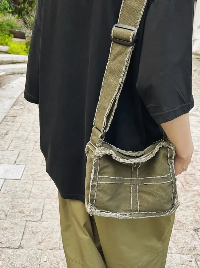 Women Canvas Shoulder Bag Vintage Small Messenger Retro Crossbody Bags Cute Zipper Purse Aesthetic Tote Bags