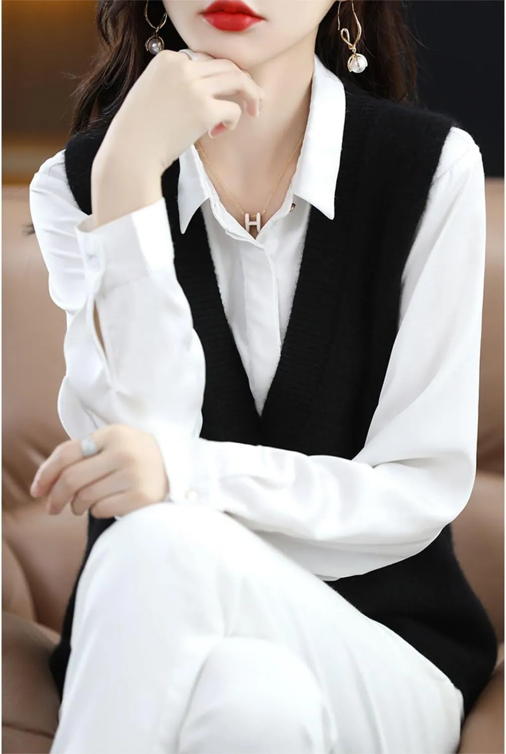 Women's Deep V-Neck Knitted Vest Sweater 100% Merino Wool Sleeveless Pullover Basic Blouse Short Tops