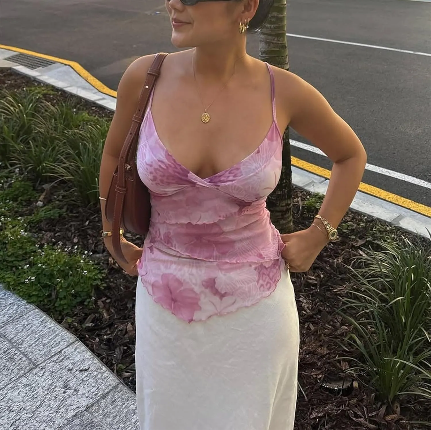 Y2k Women Lace Tank Tops Crop Sleeveless V Neck Spaghetti Strap Camisole Sexy Slim Fit Going Out Cami Shirt
