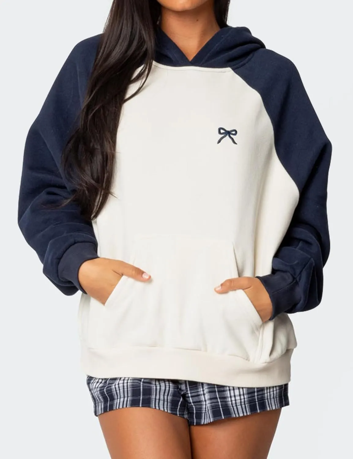 Ythomm Womens Bow Graphic Hoodie Color Block Oversized Pullover Sweatshirts Fall Winter Loose Fitted Long Sleeve Hooded Tops